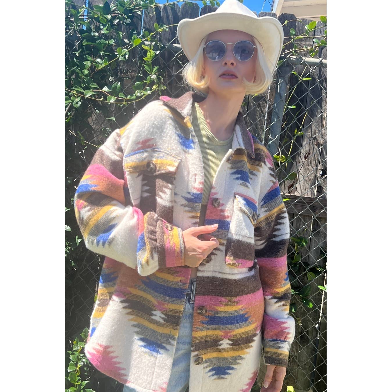 Mapcie - Wholesale Jacket - Women's - AZTEC JACQUARD SHACKET WITH POCKET12