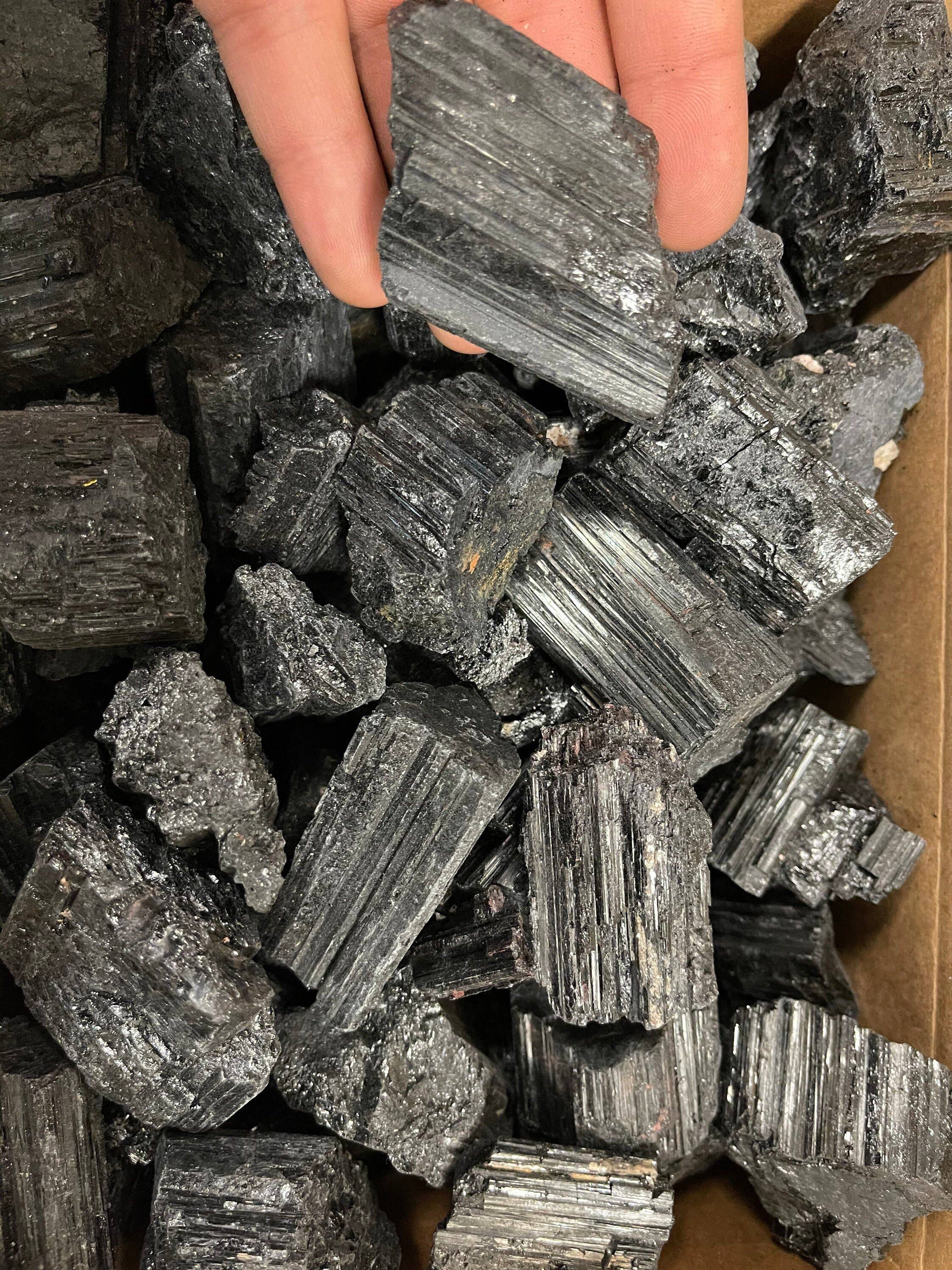 CaNatureLover - Venta al por mayor Piedras/cristales espirituales - Piedra de turmalina negra sin procesar, tamaño de 2 pulgadas9