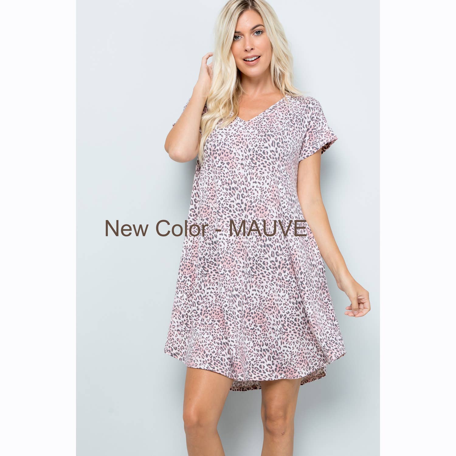 Sweet Lovely by Jen - Wholesale Dress - Women's - SD5349 LEOPARD V-NECK JERSEY DRESS0