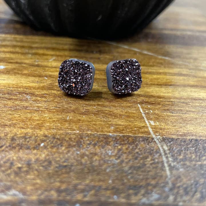 LC Designs - Wholesale Stud/Post Earrings - Chocolate Stone Stud Earrings1
