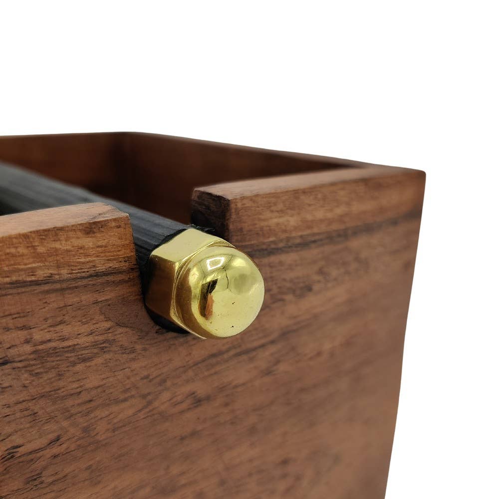 Brût Home and Glassware – Máquina de café expresso por atacado – Caixa para resíduos de café em madeira de acácia e latão | Caixa para pó de café5