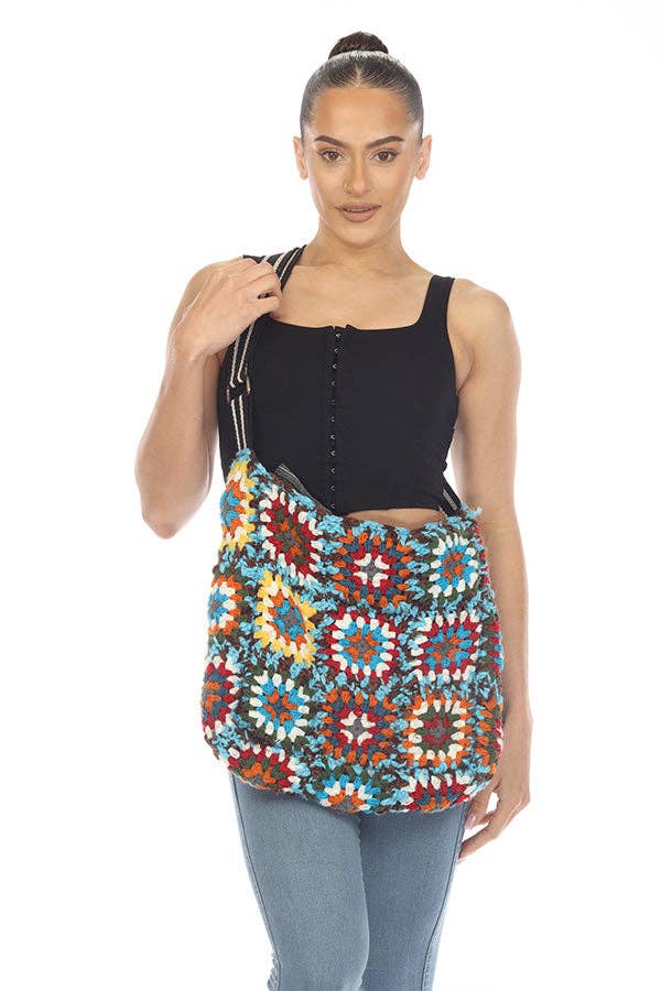 Lakhays Collection Inc. - Wholesale Crossbody Bag - Women's - Thick Yarn Granny Square Crossbody Bag2