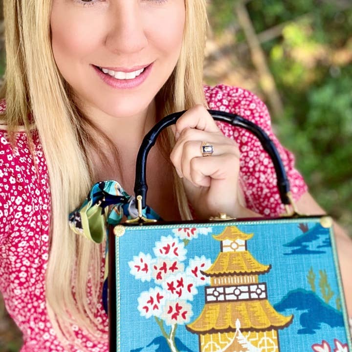 Darling and Company – Großhandel Henkeltasche – Damen – Shoji in blauer Tasche6