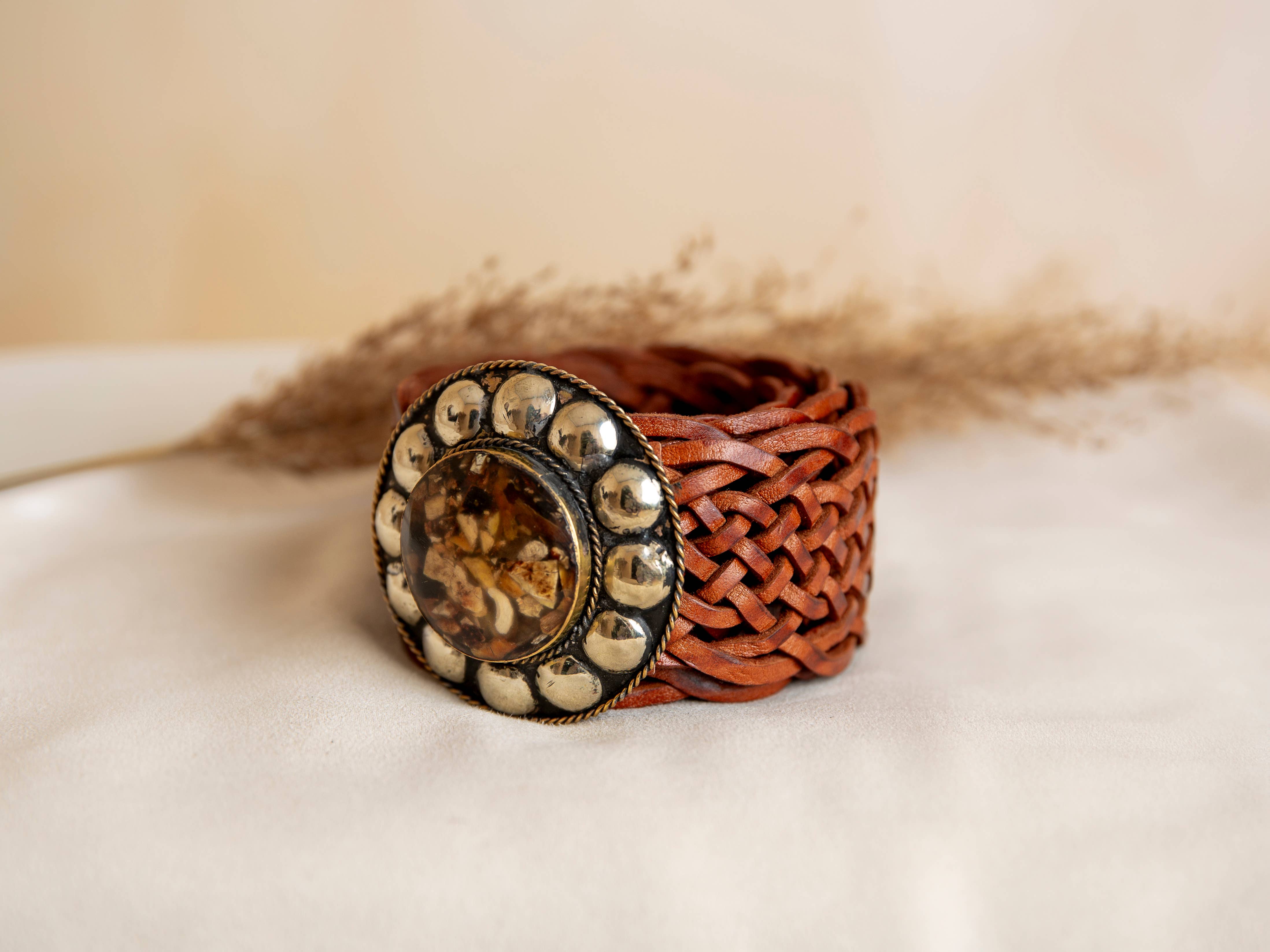 Lula Natura – Engroshandel Bælte - Dame – BRED BRUN LÆDERBÆLTE SATU STEN BRUN1