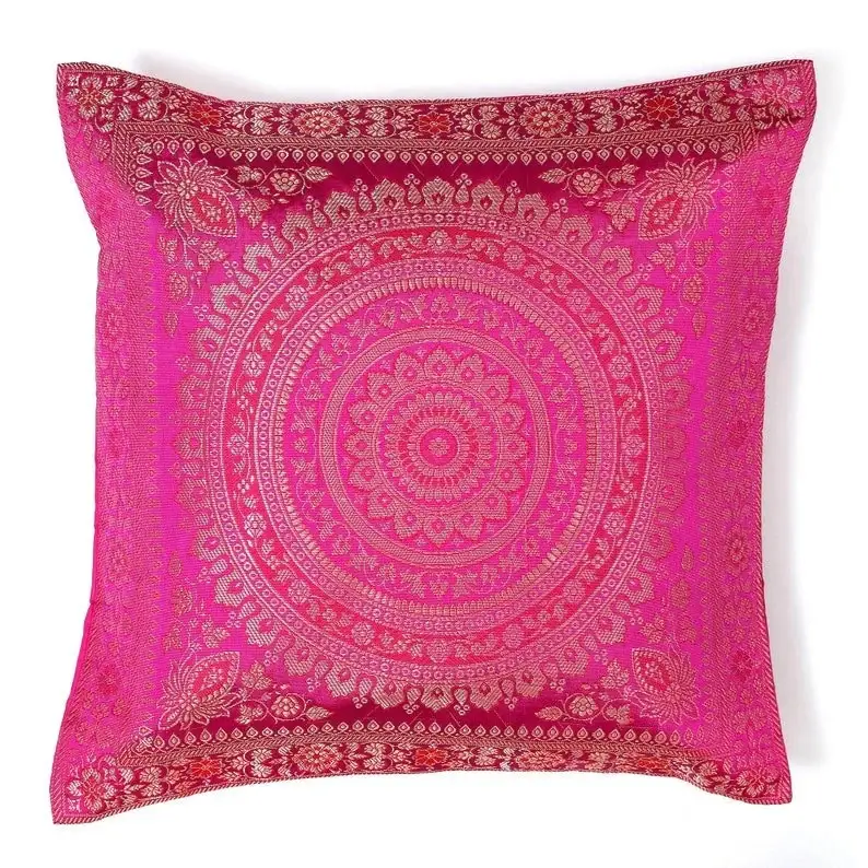 GYPSY STUDIO - Vente Housse de coussin - Housse de Coussin à Motif Mandala en Soie Brocart pour Canapé1