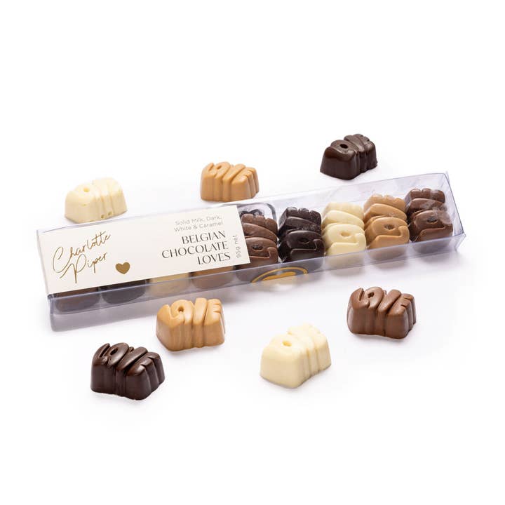 Charlotte Piper - Wholesale Chocolate Bar - 95g Belgian Chocolate Loves Long Pack(12)
