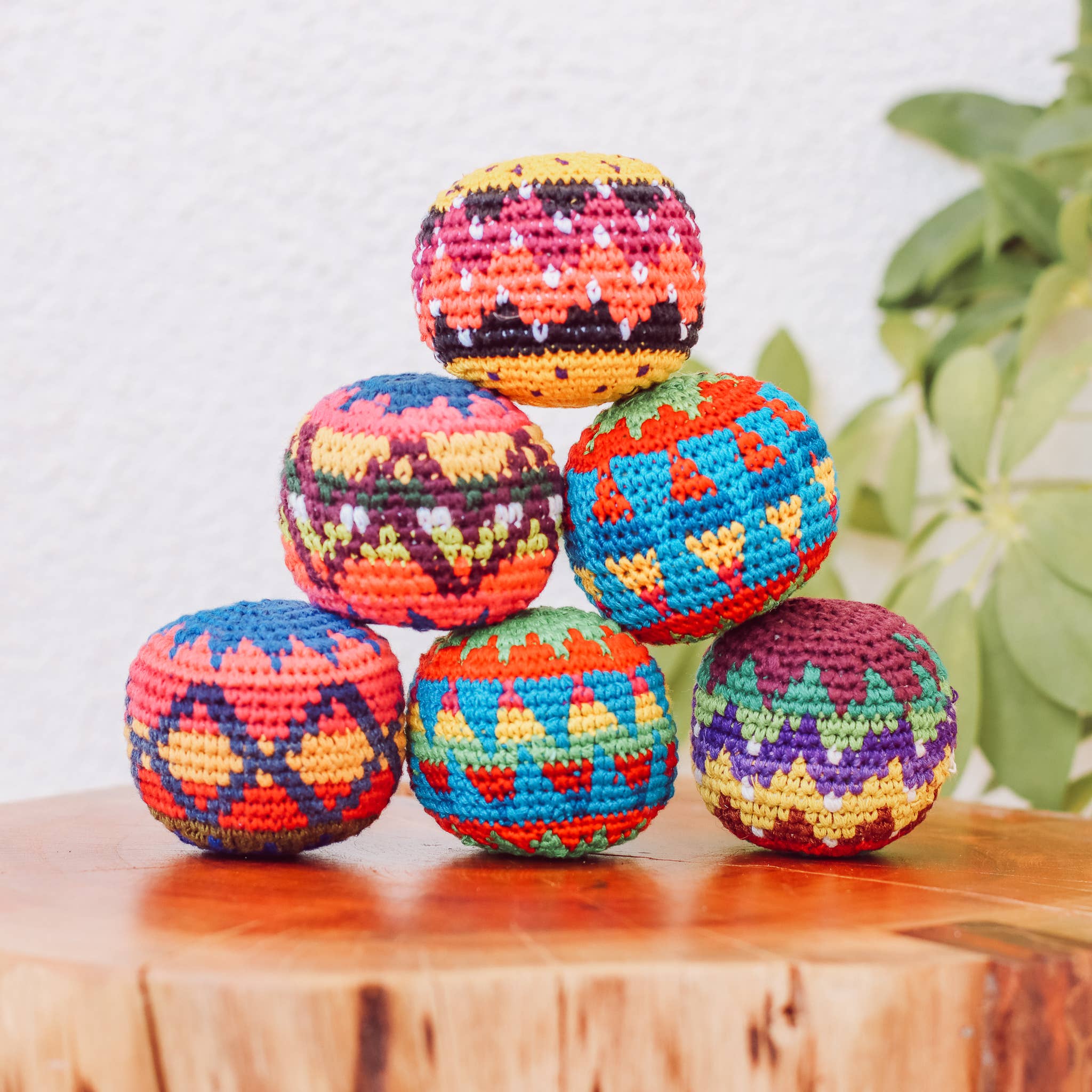 Tipico Tico – wholesale Classic toy – Kids – Handmade Crochet Hacky Sack0