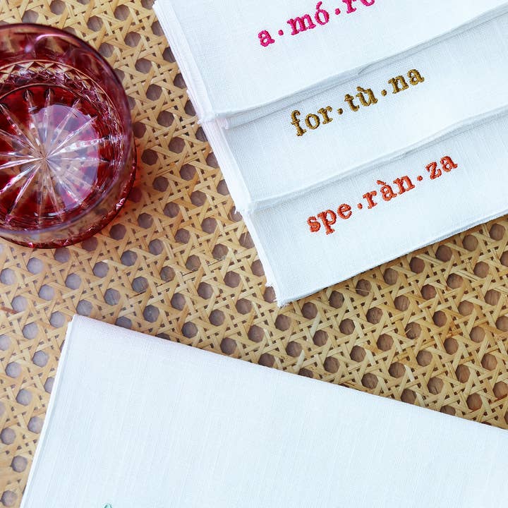 White PENSIERI pure linen napkin for wholesale on Faire5