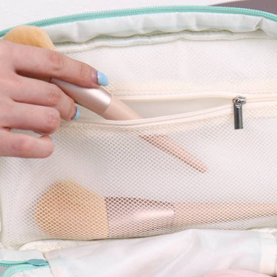 Little Trendy - Wholesale Makeup/Cosmetic Bag - Down glossy cosmetic bag travel vacation cosmetic bag3