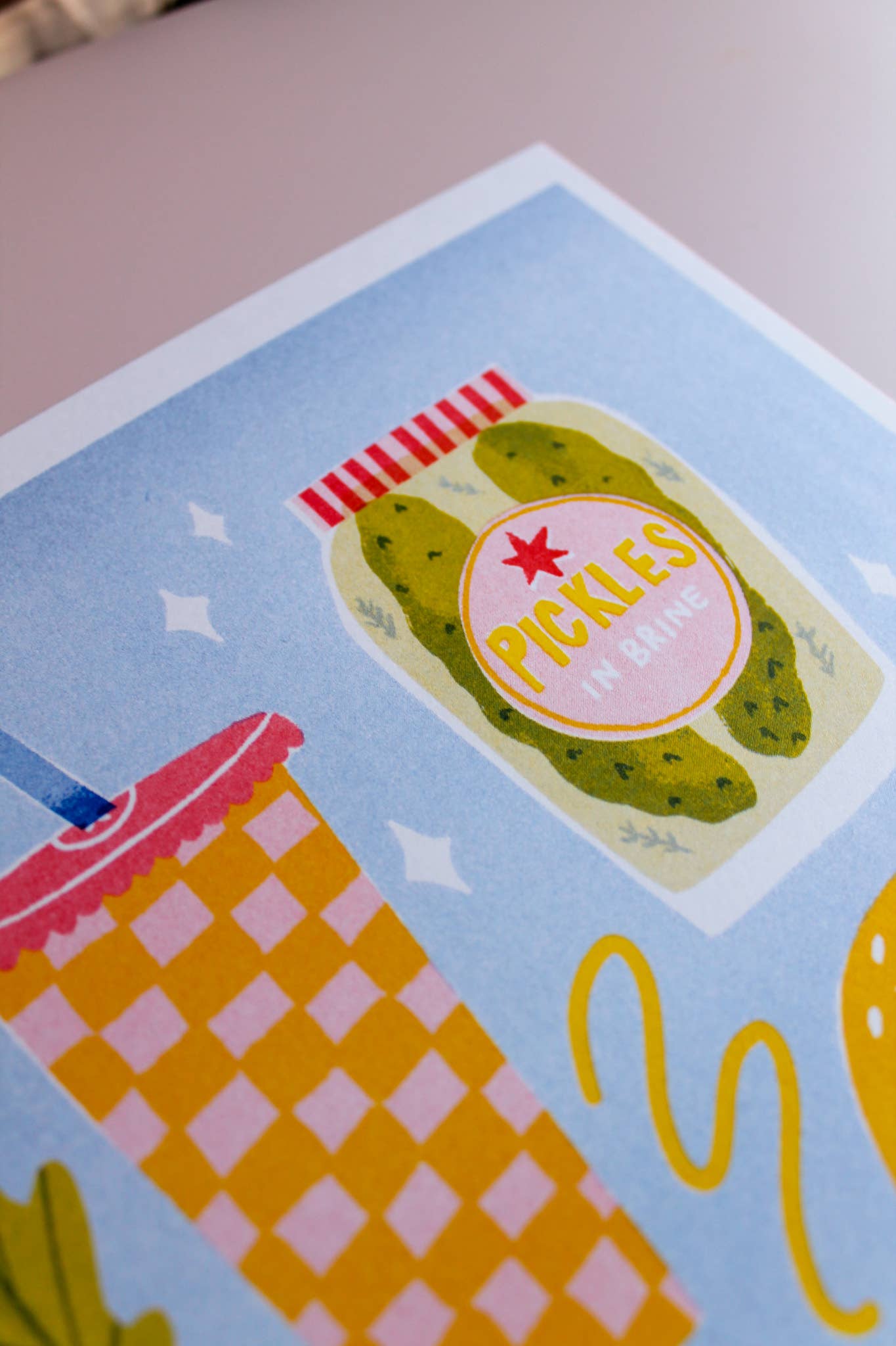 Lucy Hook Designs - Venta al por mayor Ilustración - Grabado A4 Risograph de hamburguesa y papas fritas1