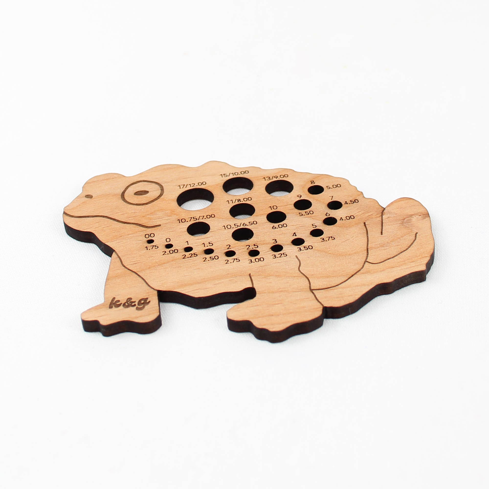 Knit & Gather - Wholesale Knitting/Crochet Supplies - Toad Knitting Needle Gauge Tool1