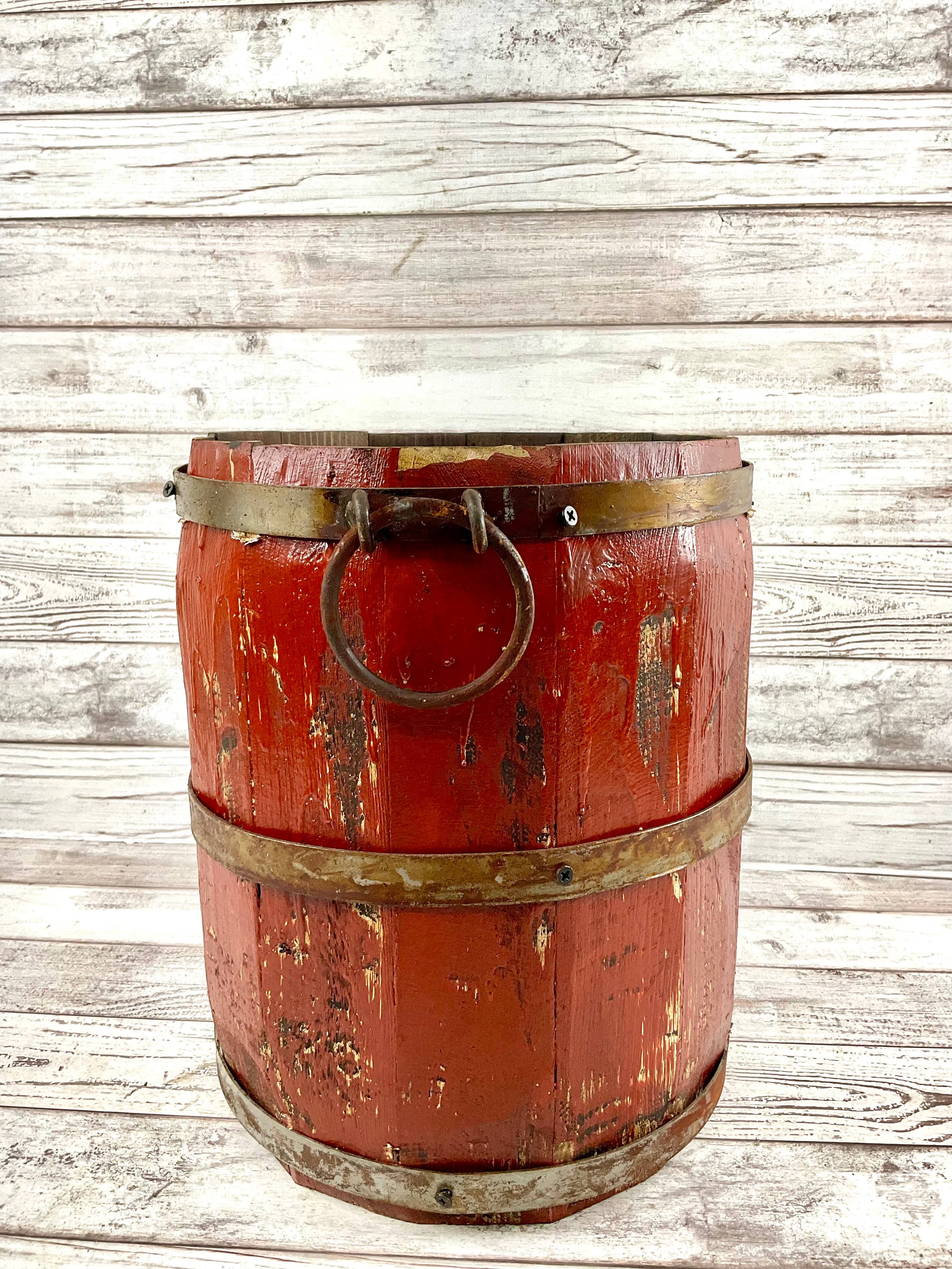 VALENTINA IMPORTS INC - Wholesale Decorative Tabletop Object - Rustic Vintage Wood & Metal Barrel * Small Edition3