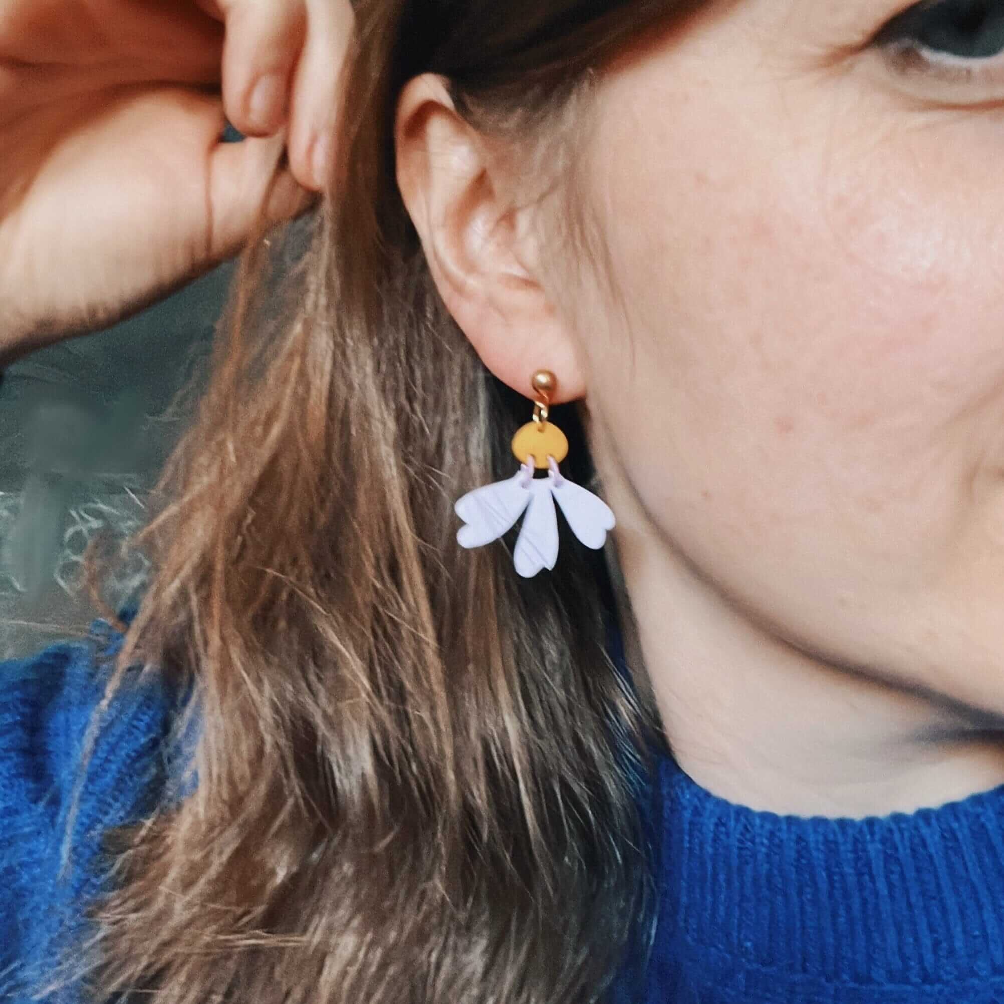 Niemalsmehrohne - Wholesale Dangle Earrings - Lilac aster earrings1