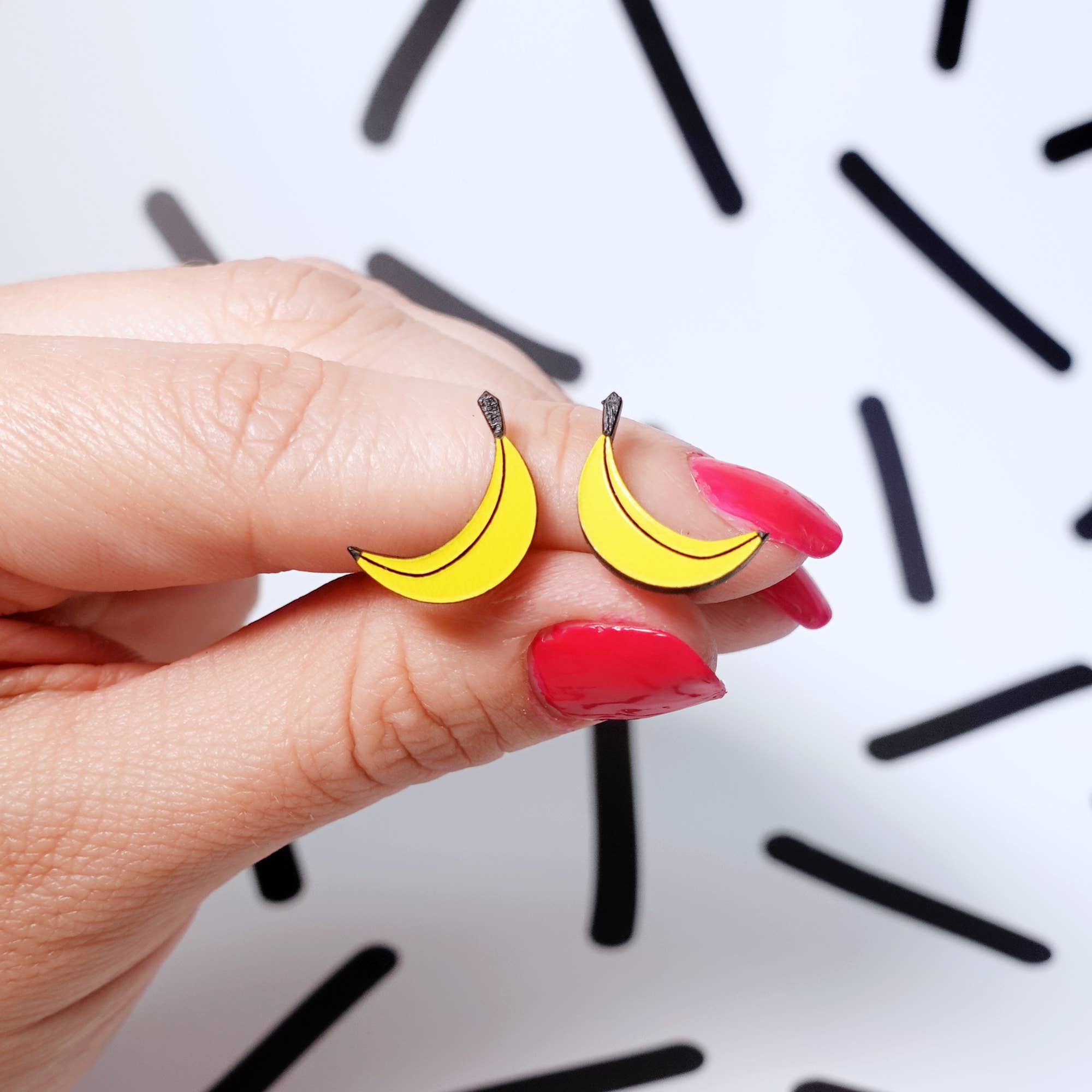 Silly Loaf – wholesale Solitärörhängen – Bananspetsörhängen1