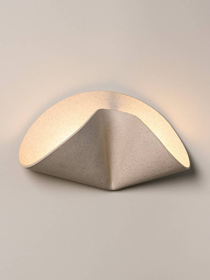 Shado Væglampe, Sand for engroshandel hos Virginia Sin