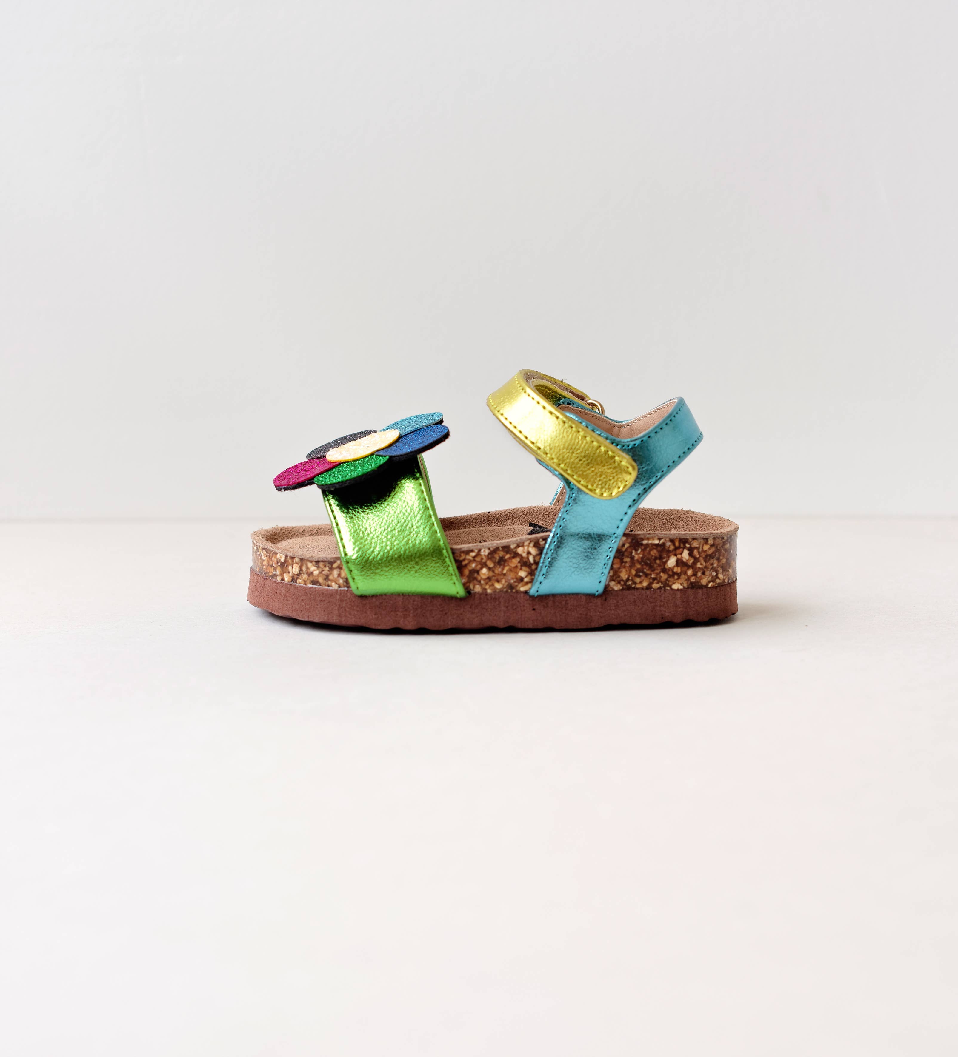 BOXBO - Wholesale Sandals - Kids - Natural Cork Kids Summer Sandals - Rainbow Flower3