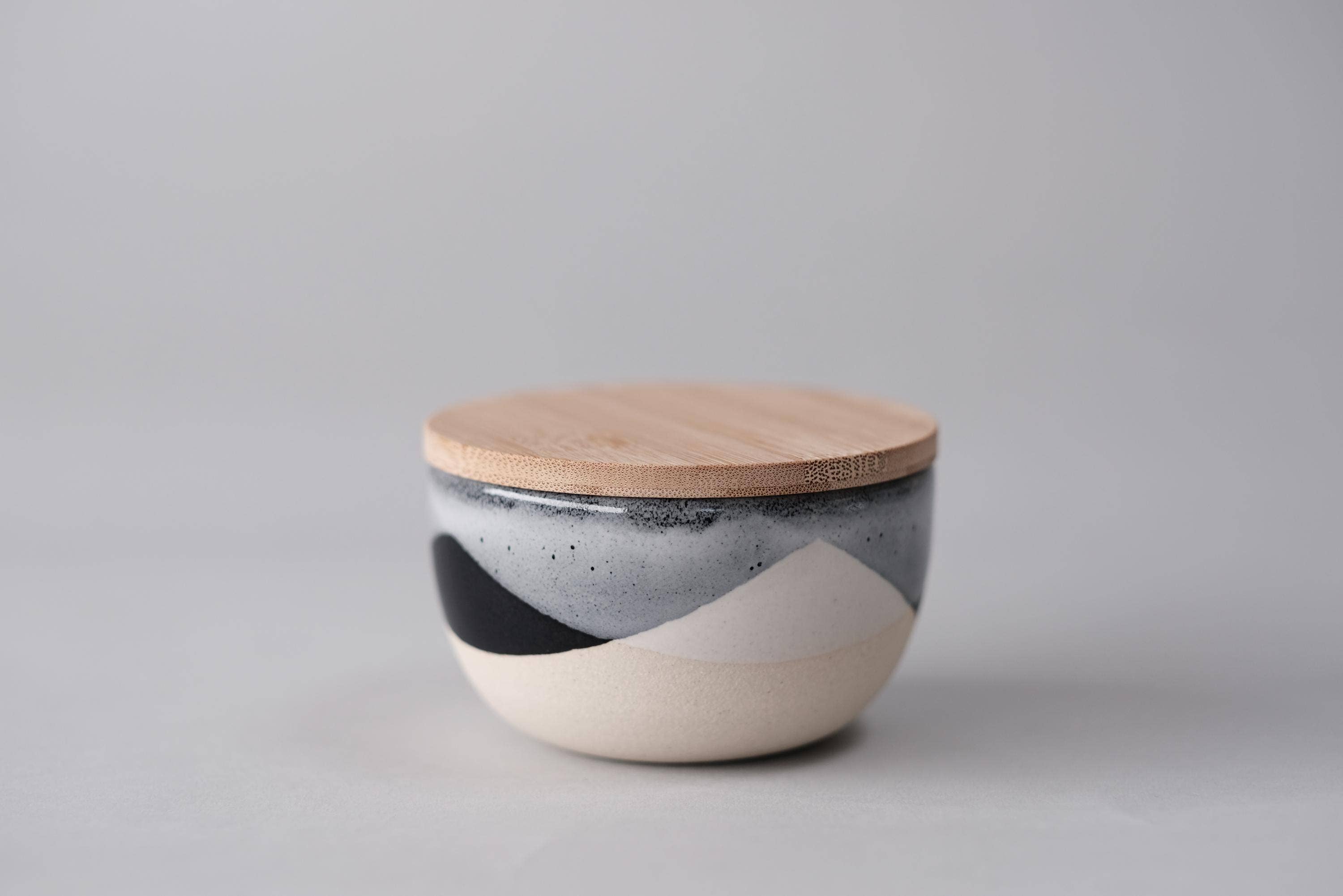 FHAR Studio - Wholesale Salt Mill - core - Salt Cellar with Bamboo Lid - Handmade porcelain 2