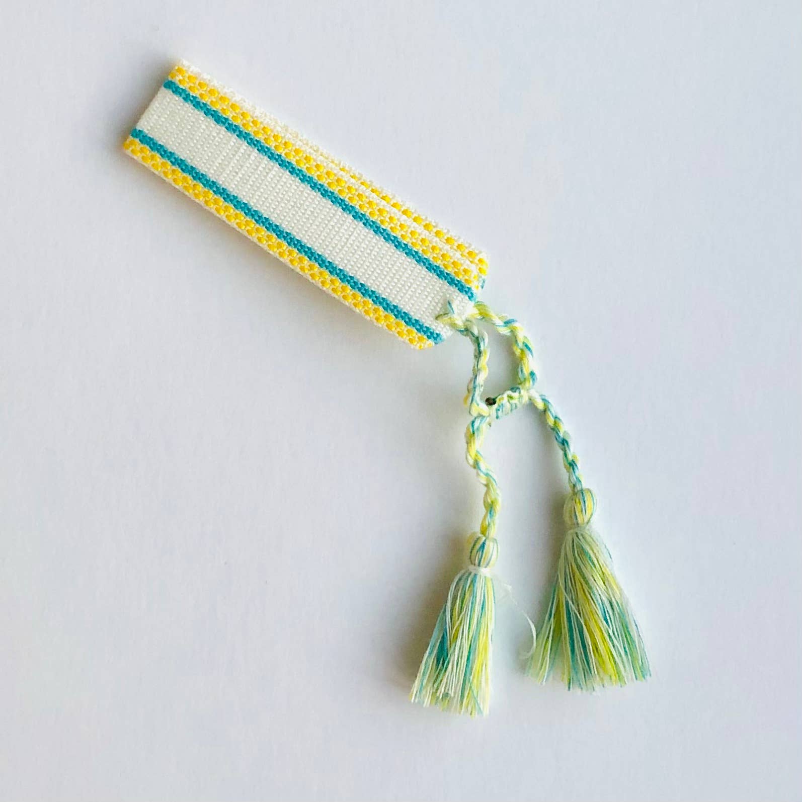 GreenWave – wholesale Woven/braided bracelet – Cotton knitted woven bracelets with tassel and accent stripe0
