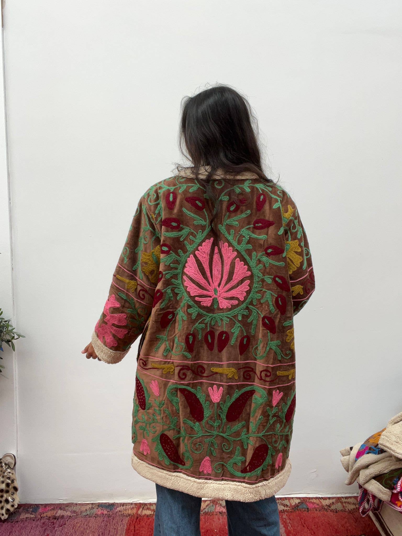 ToutVintage - Vente Manteau – femme - Manteau en velours teddy marron2