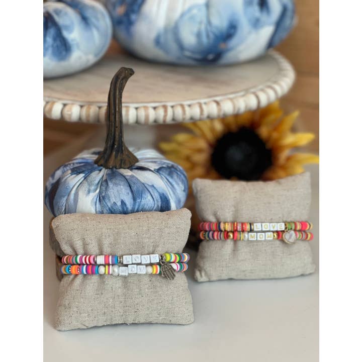 Leanne Bruce Co. - Wholesale Jewelry Set - Bracelet Duo MOM LOVE Handmade Stretchy Polymer Clay Disks3