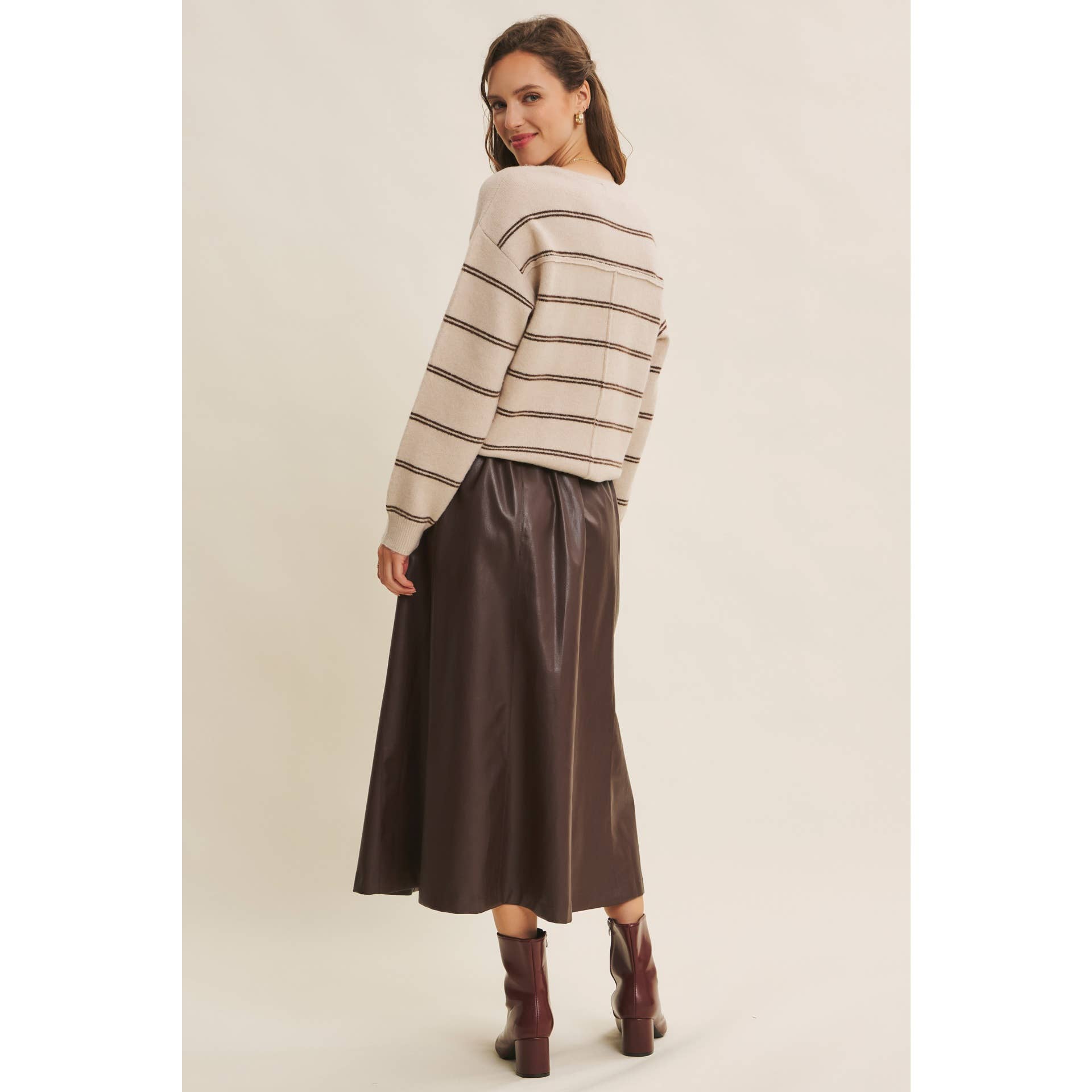 in february - Wholesale Skirt - Women's - SOPHISTICATED VEGAN FAUX LEATHER BELTED MIDI SKIRT17