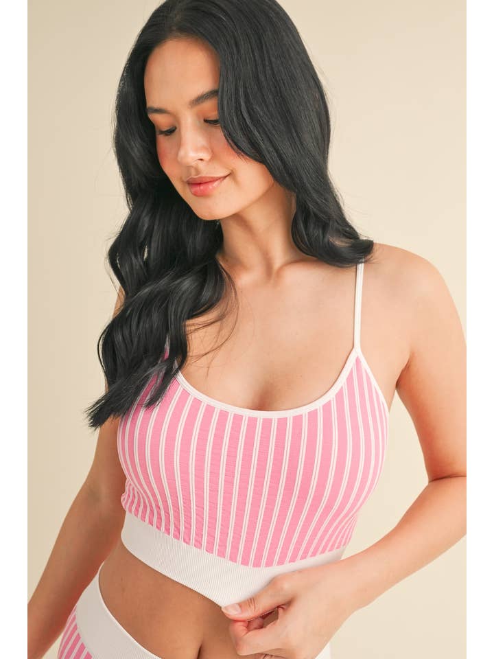 KIMBERLY C - Wholesale Sportkledingset - Dames - Gestreepte Cami Top en Shorts Set7