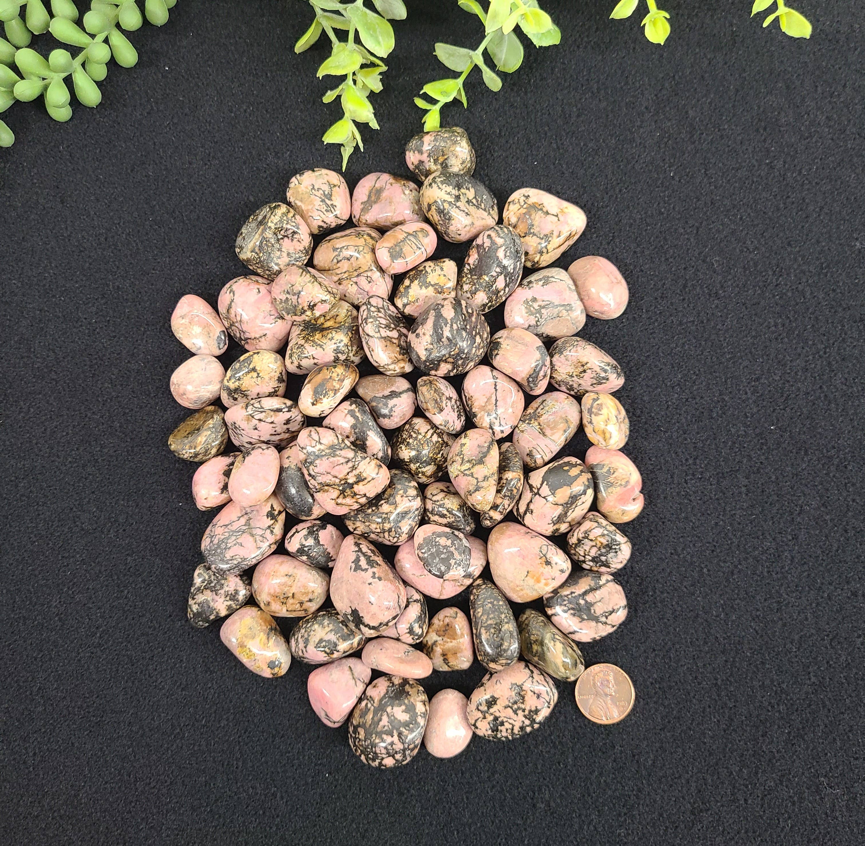 Meraki Gemstones – Pedra/cristal espiritual por atacado – Rodonita (1kg/2,2 lbs.) Pedras Retropetadas 20-25mm3