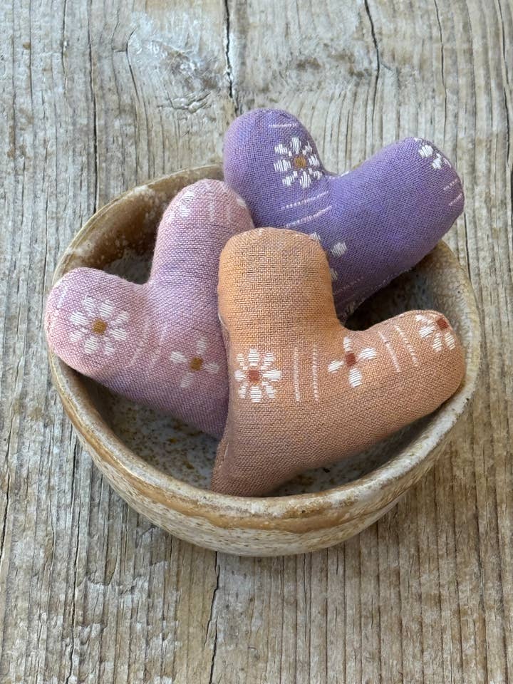 Mini-Blumenmuster Lavendel Herzsäckchen für den Großhandel von Belle's Nest