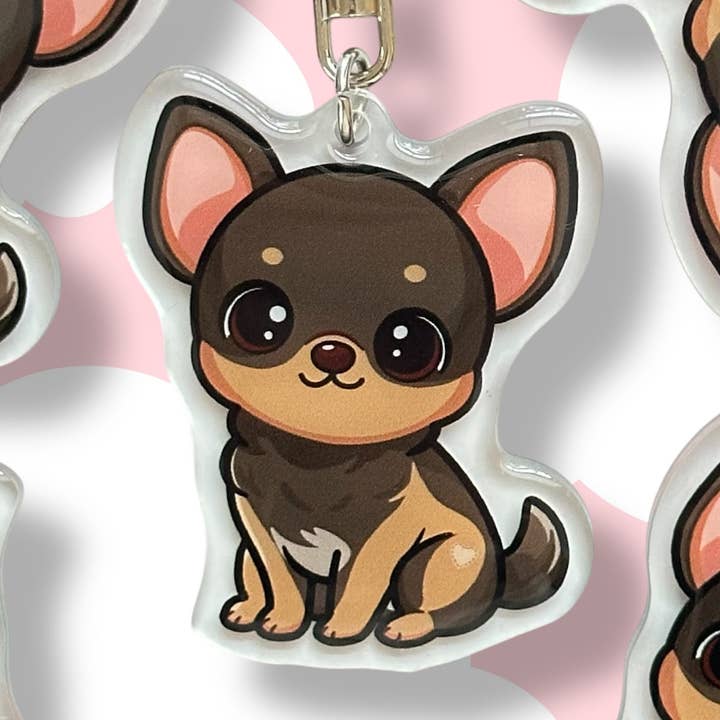 Portachiavi per cani Chihuahua marrone e marrone chiaro in acrilico con resina epossidica | Clip facile, simpatico cartone animato di cane, design disegnato a mano, regalo per amanti dei cani per la vendita all'ingrosso da parte di Milly Made Designs