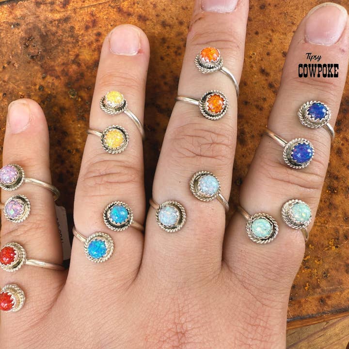 Tipsy Cowpoke - Wholesale Cocktail/Statement Ring - Double Daisy Blue Cotton Candy Adjustable Ring