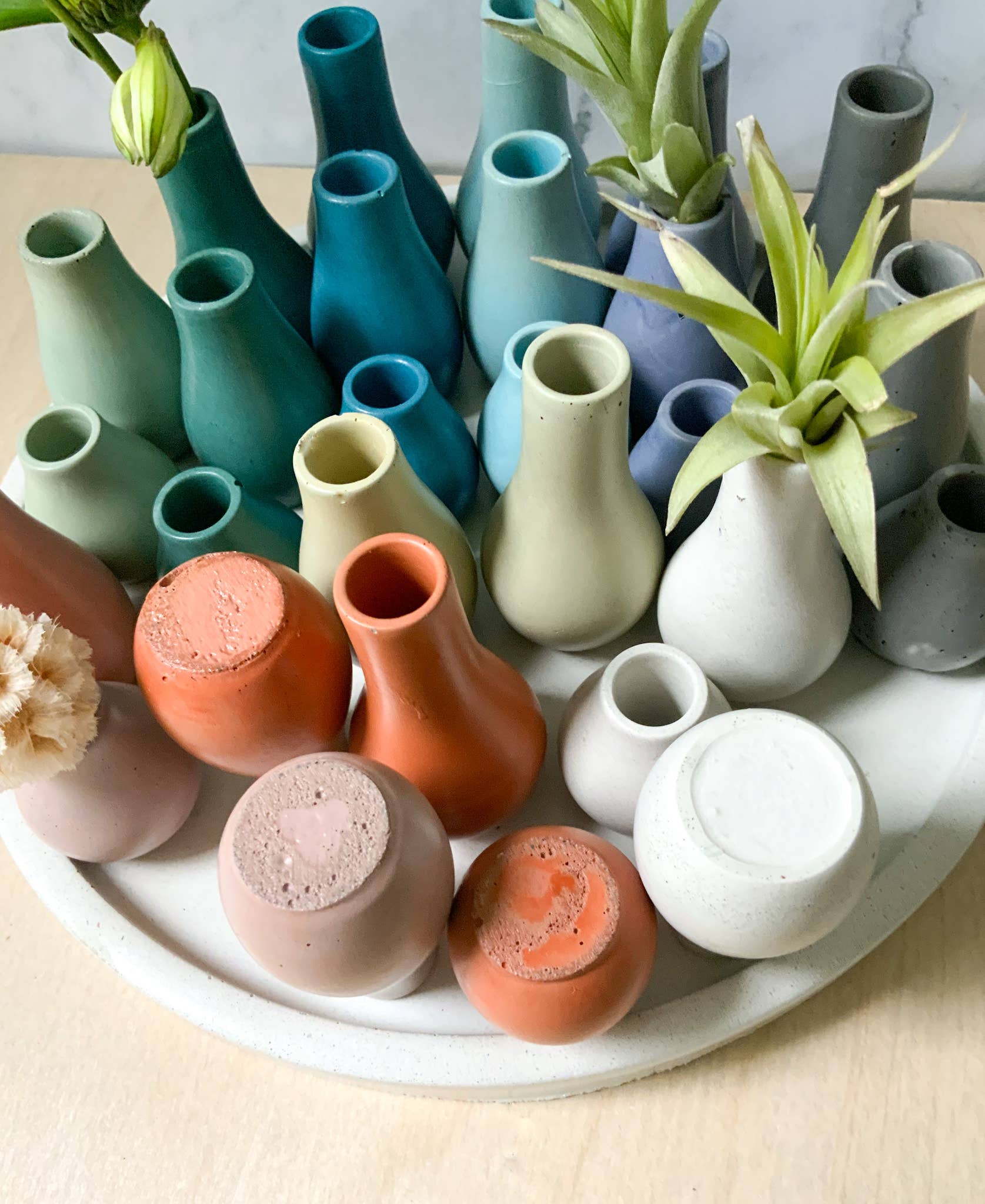 Left Corner Goods - Wholesale Vase - Miniature Concrete Bud Vases | Small Flower Vases5