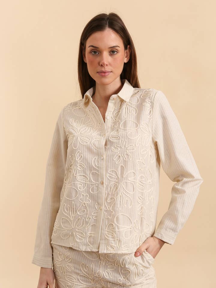 MOOYA - Wholesale Button Down Shirt - Women's - Striped long-sleeve shirt with linen embroidery SJ0031