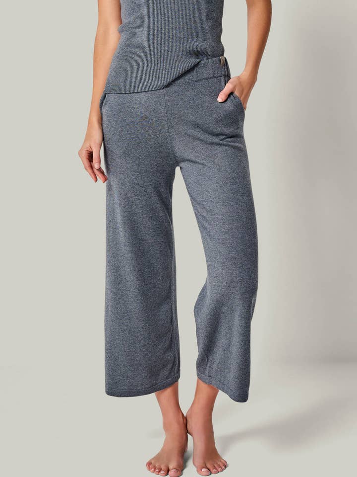 CULOTTE DANA - Calça de malha larga 7/8 com bolsos laterais por atacado de YOU LOOK PERFECT Loungewear