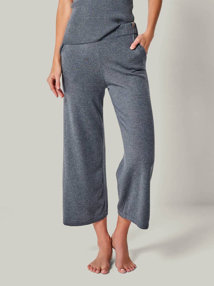 CULOTTE DANA - 7/8 wide knit pants with side pockets for wholesale by YOU LOOK PERFECT Loungewear