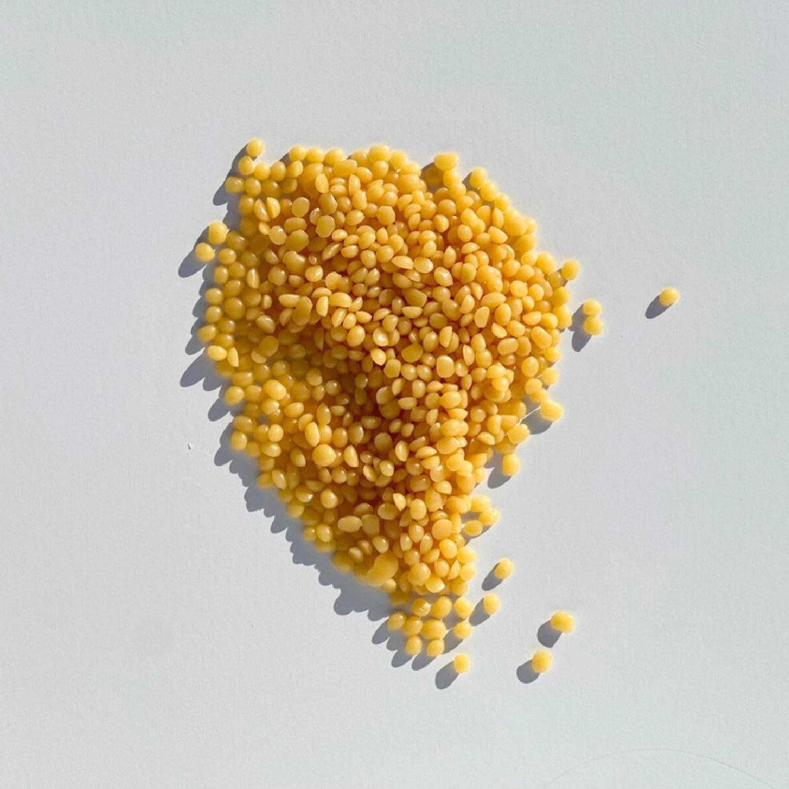 Moonbeam Organics - Wholesale Craft Supplies - Organic Yellow Beeswax1