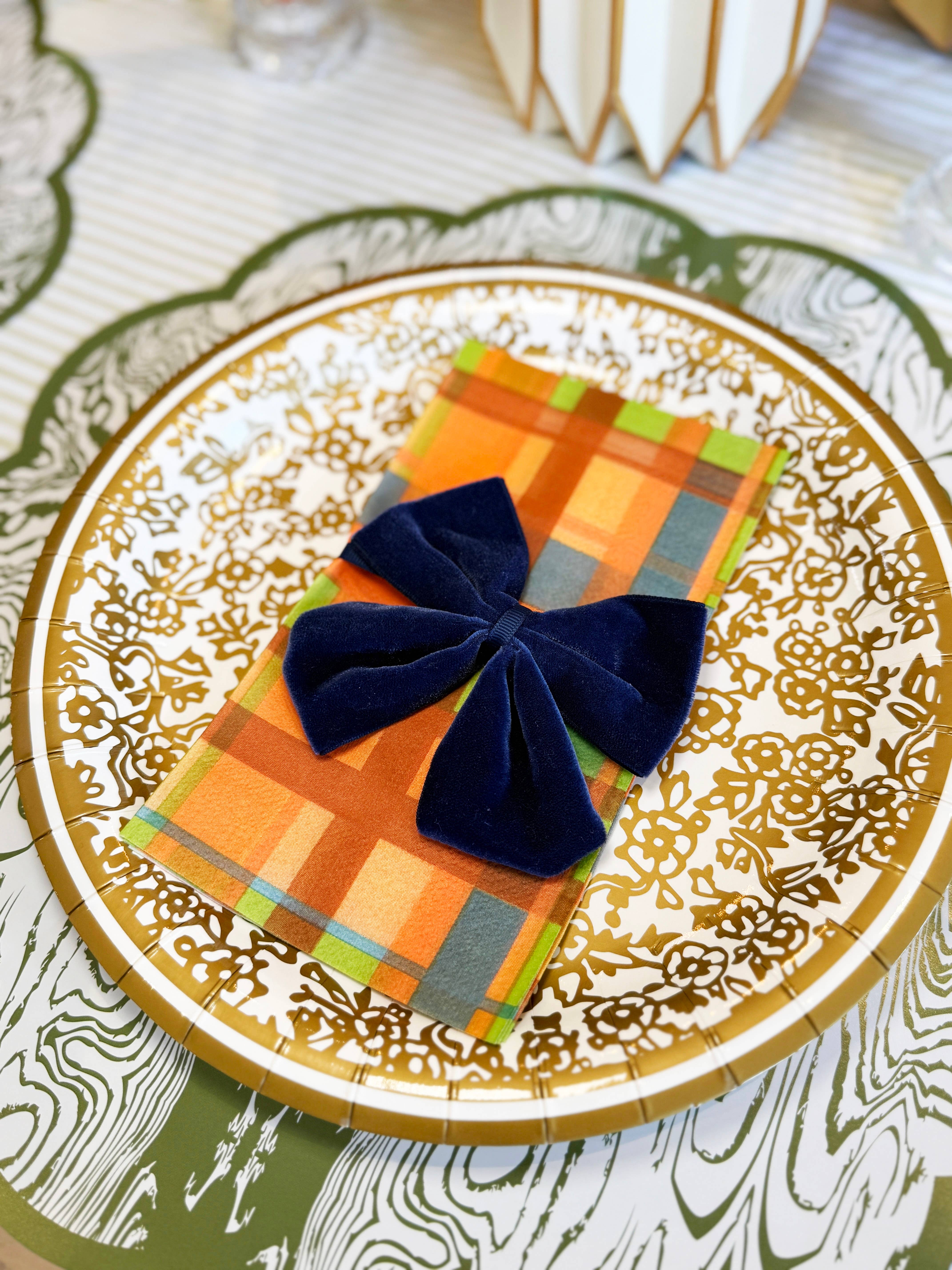 Lucy Grymes Designs – Engroshandel Engangsserviet – Efterårsternet linnedlignende papirgæstehåndklæde / serviet | Sæt med 251