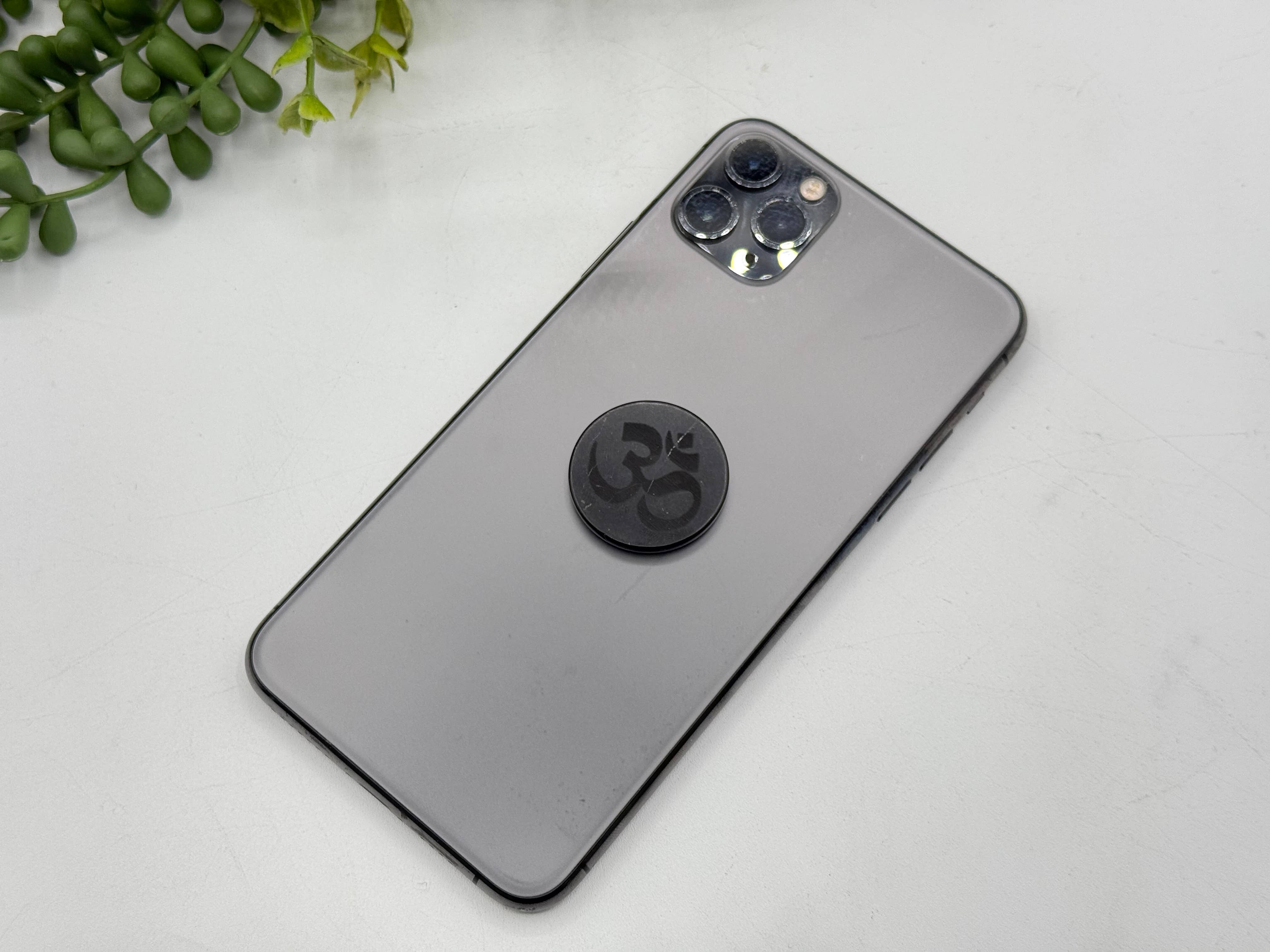 Meraki Gemstones - Wholesale Spiritual Stone/Crystal - Shungite EMF Cell Phone Tile Engraved with OM - 25mm