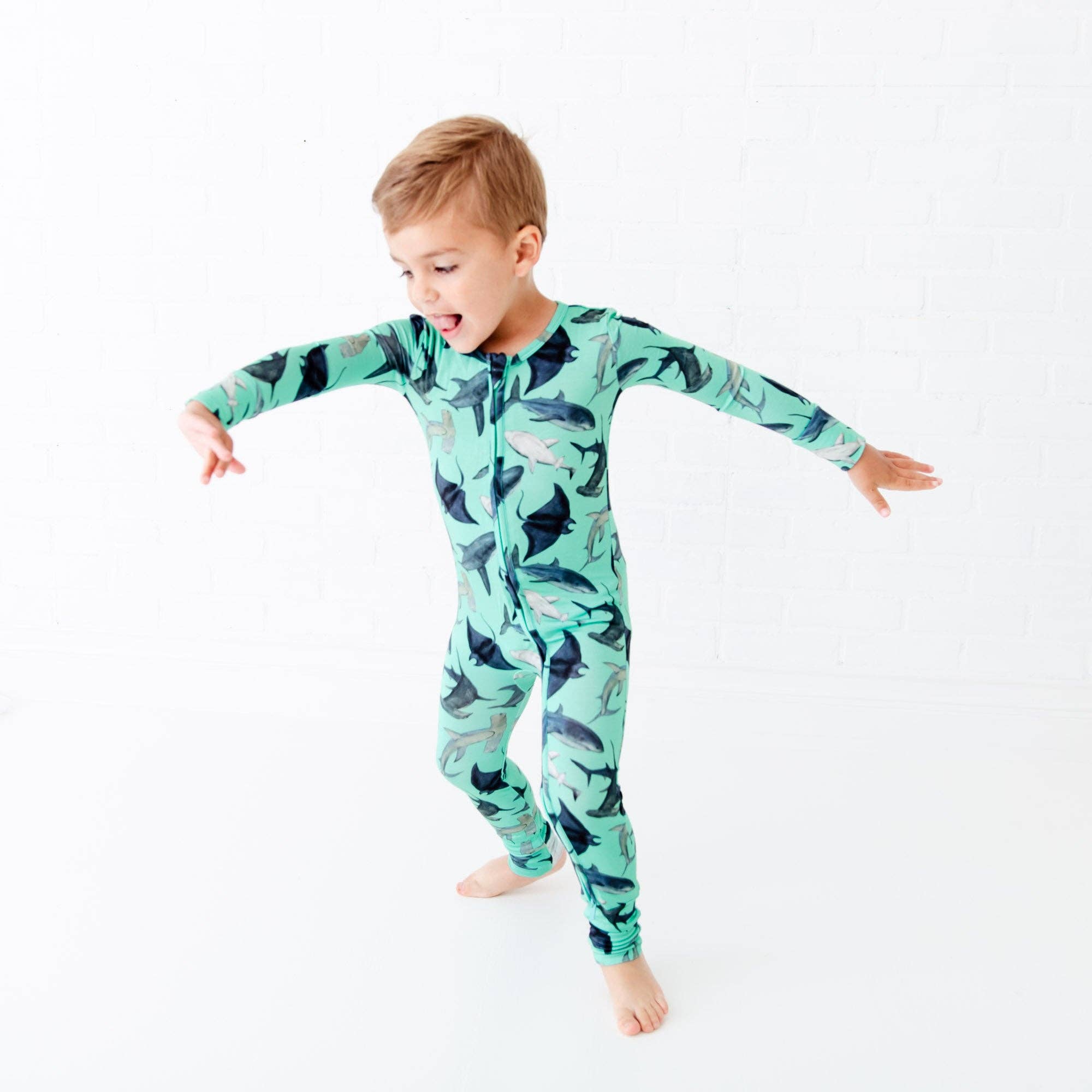 Dreamiere - Wholesale Jumpsuit - Baby - Kids The Shark Side Bamboo Convertible Footie5