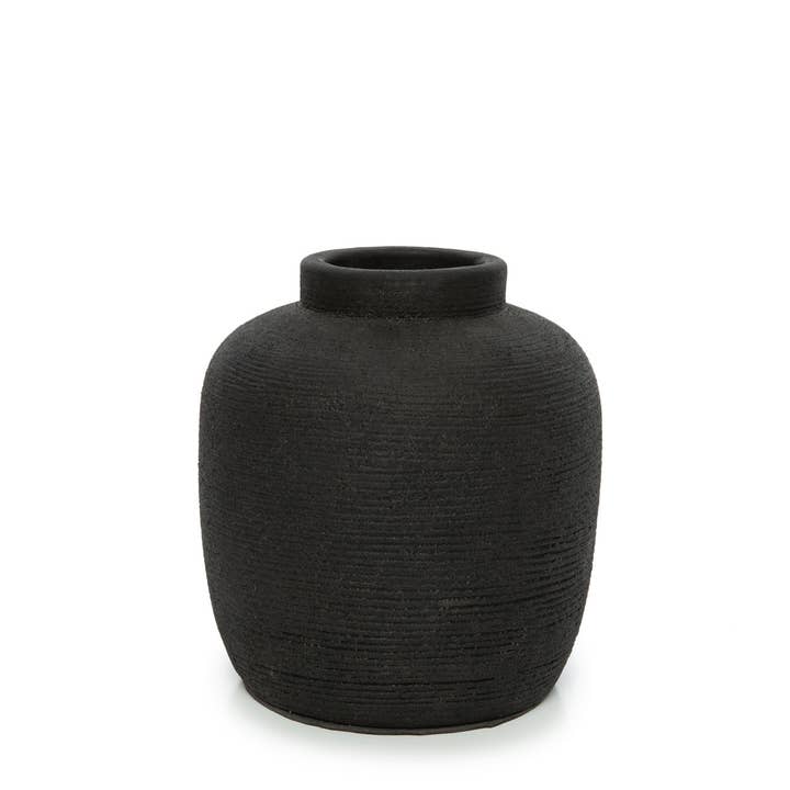 Bazar Bizar Living - Wholesale Vase - The Peaky Vase - Black - M