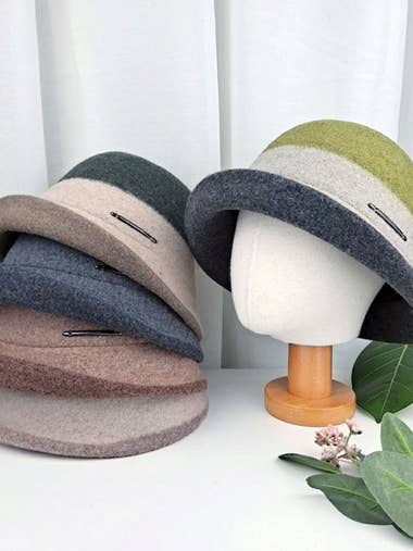 Women's Winter Bungee Bucket Hat Wool Color block FW for wholesale by Comfortarians