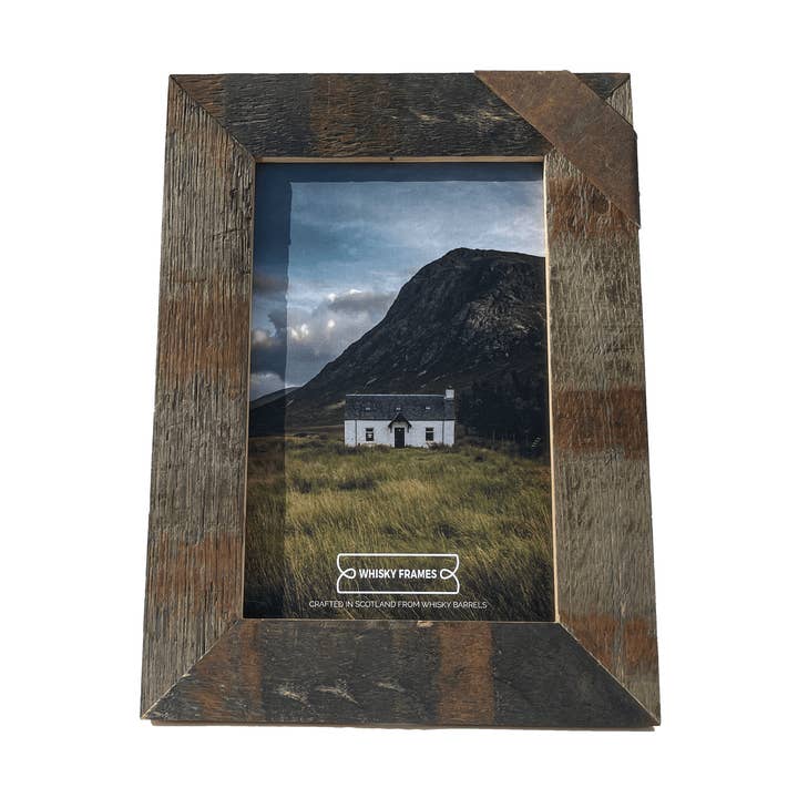 A4 Stave Frame for wholesale by Whisky Frames
