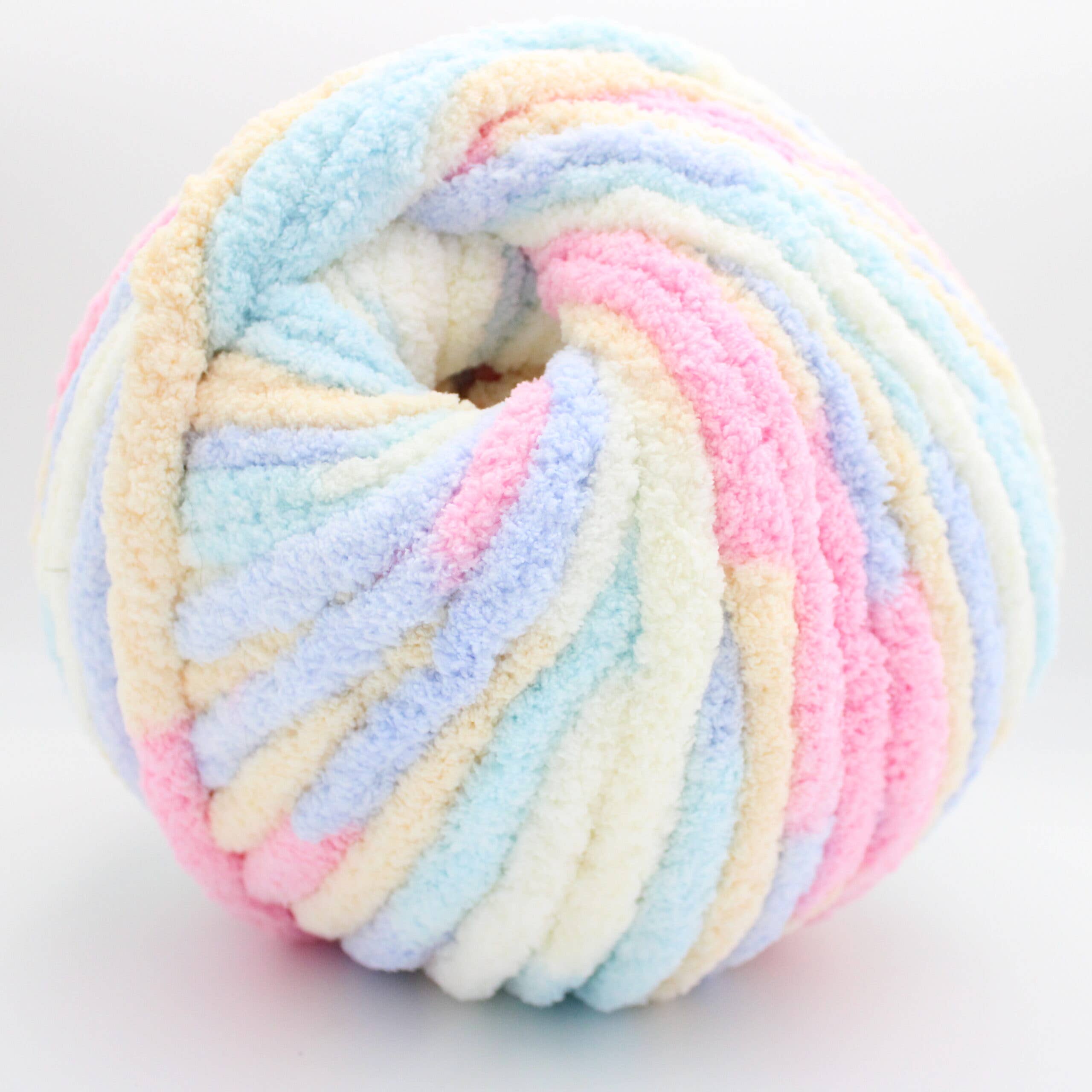 woolexperts – wholesale Yarn – 1KG Chenille yarn Giant Puffy plush yarn for arm knitting 8