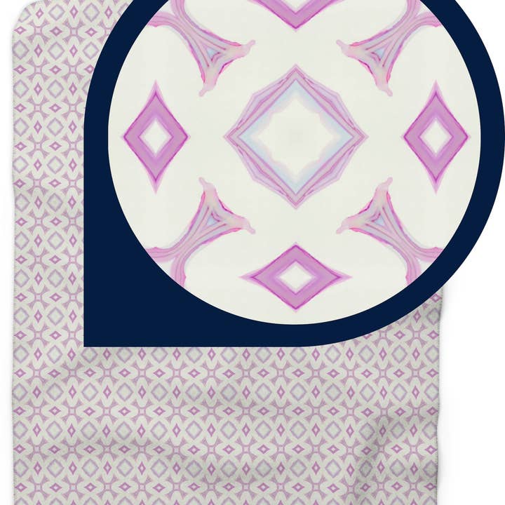 PALMER K Designs - Wholesale Throw Blanket - Sherpa Throw / Blanket: Pink / White Geometric (OH/P11)3