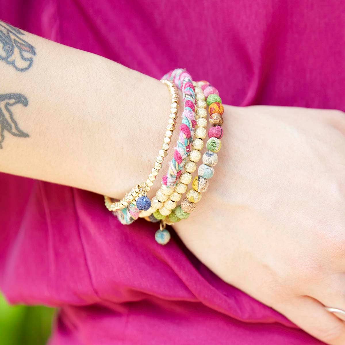 WorldFinds - Wholesale Beaded Bracelet - Glimmer Kantha Spiral1