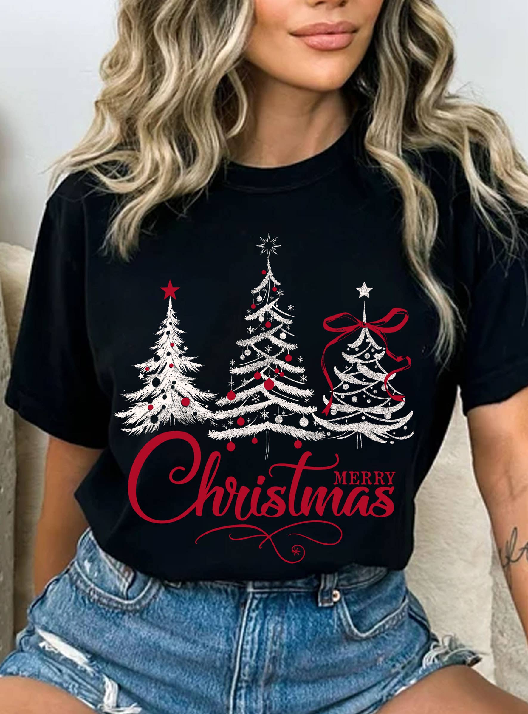 Rustee Clothing – Großhandel T-Shirt mit Siebdruck – Unisex – T-SHIRTS MIT FRÖHLICHER WEIHNACHTSBAUM-LICHTGRAFIK1