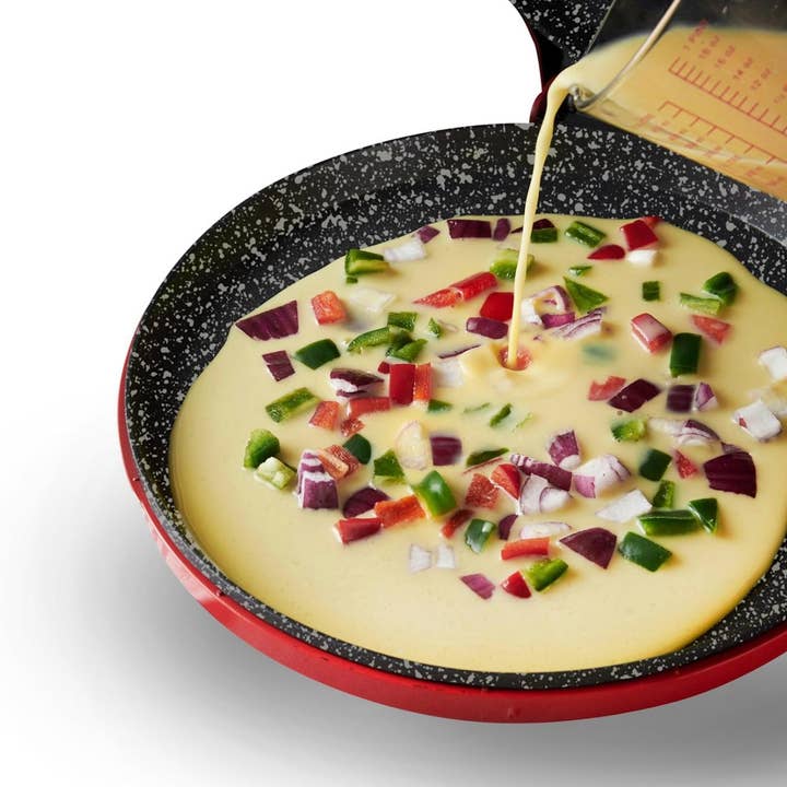 Misterchef - Wholesale Kitchen Appliance - MisterChef Pizza Maker with Ceramic Plates Red