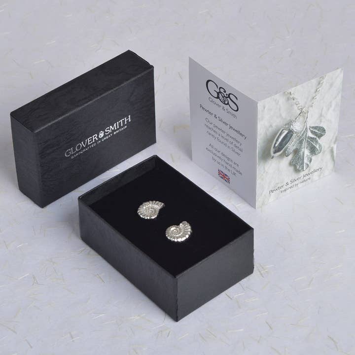 Glover & Smith – Großhandel Manschettenknöpfe – Herren – Manschettenknöpfe mit Fossilien aus Ammonit, englischer Zinnschmuck3