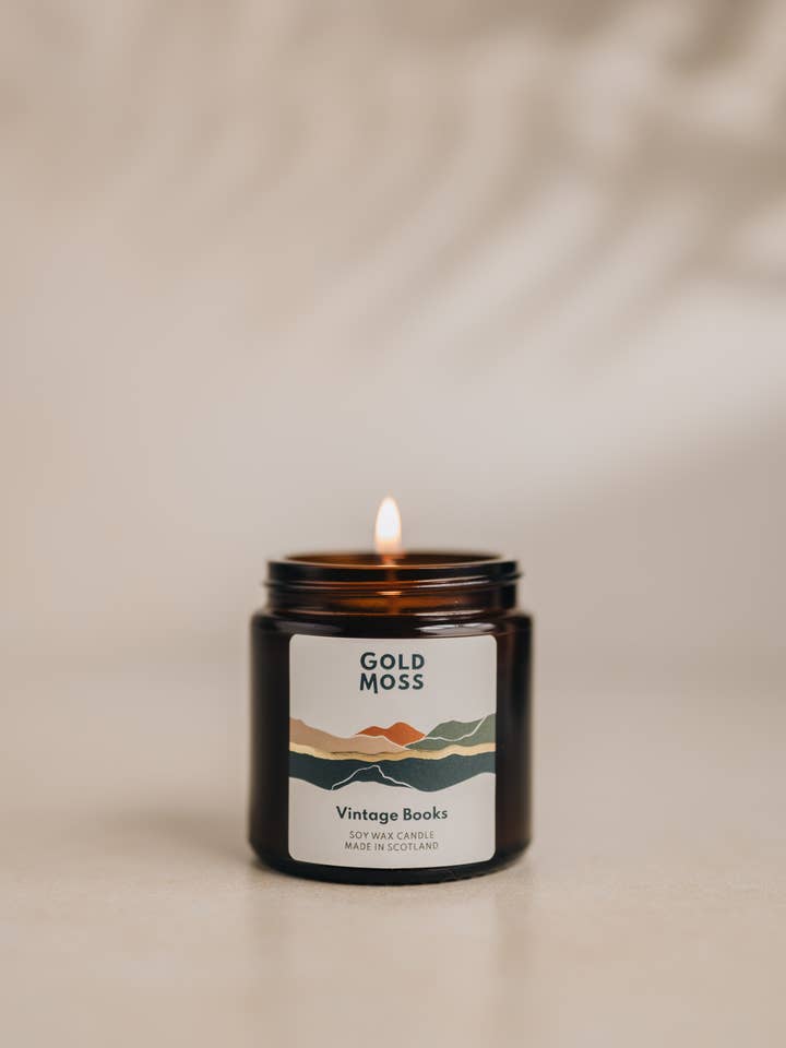 Vintage Books | Soy Wax Candle | Small 25 Hours for wholesale by Gold Moss