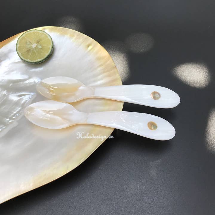 Hala Design - Wholesale Table Spoon (Cutlery) - Mother of Pearl and Golden Oyster Caviar with Abalone Spoon3