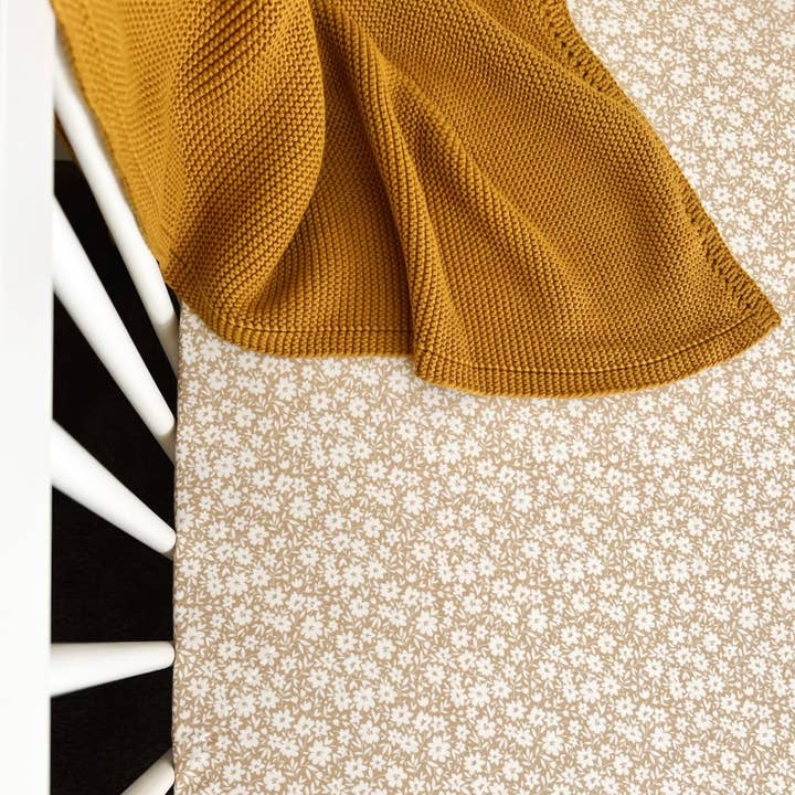 Cuddle Bug & Co Sábana de Cuna Bethany para venta al por mayor de Cuddle Bug & Co